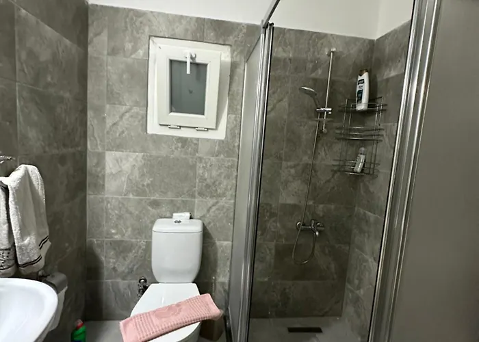 1c Newly Renovated 2 Bedroom Flat * Nicosia